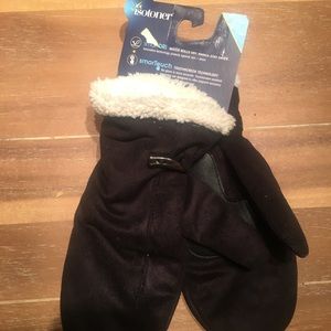 NWT Isotoner smart dri touchscreen mittens
